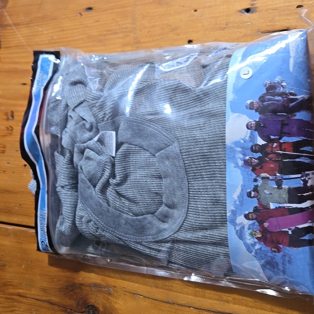 New mens 2 PC thermal set sz l
